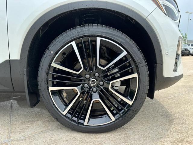 new 2024 Volvo XC40 car, priced at $56,470