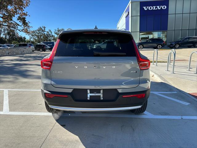 new 2025 Volvo XC40 car, priced at $46,795