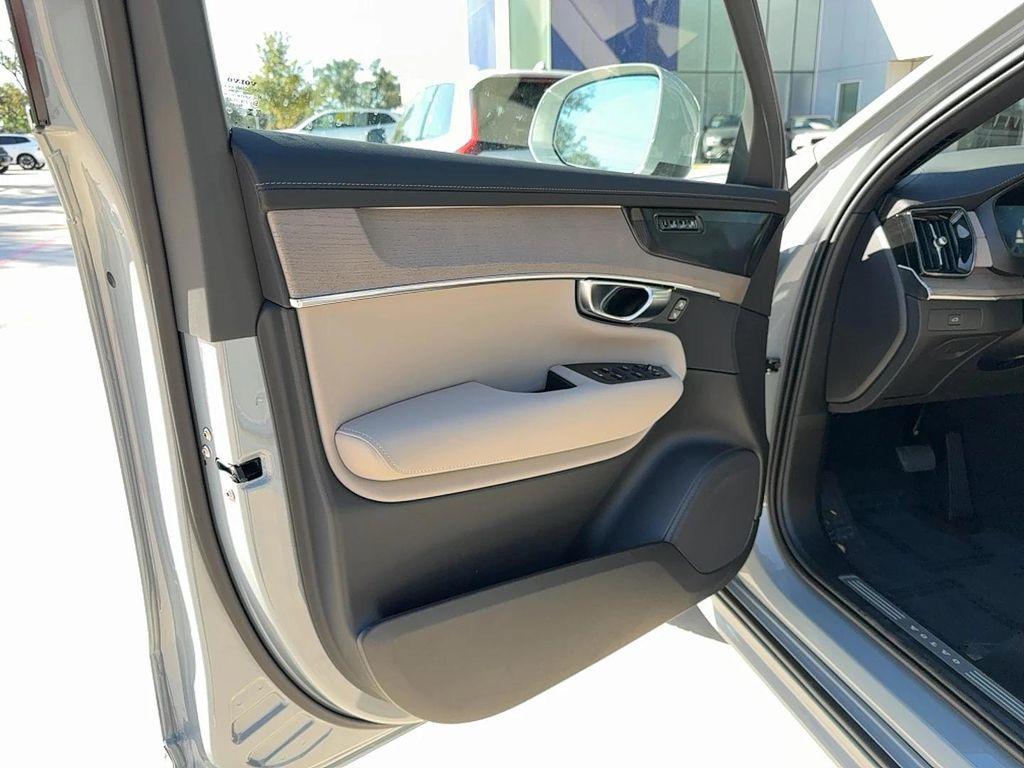 new 2026 Volvo XC90 car, priced at $73,430