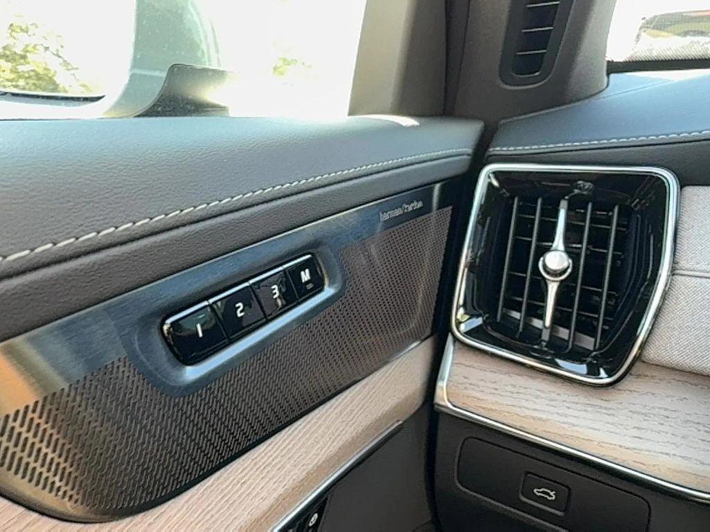 new 2026 Volvo XC90 car, priced at $73,430