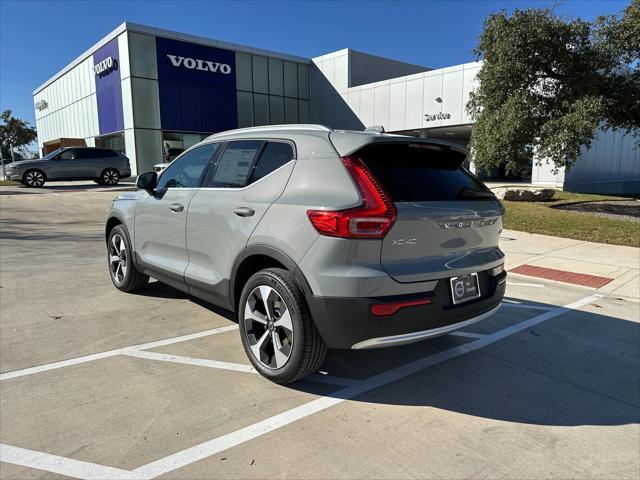 new 2025 Volvo XC40 car, priced at $45,465