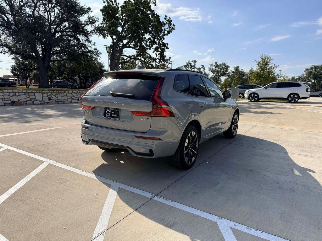 new 2026 Volvo XC60 car, priced at $57,985