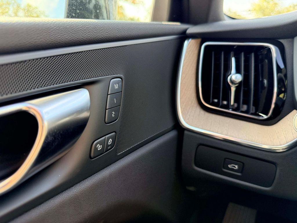 new 2026 Volvo XC60 car, priced at $57,985