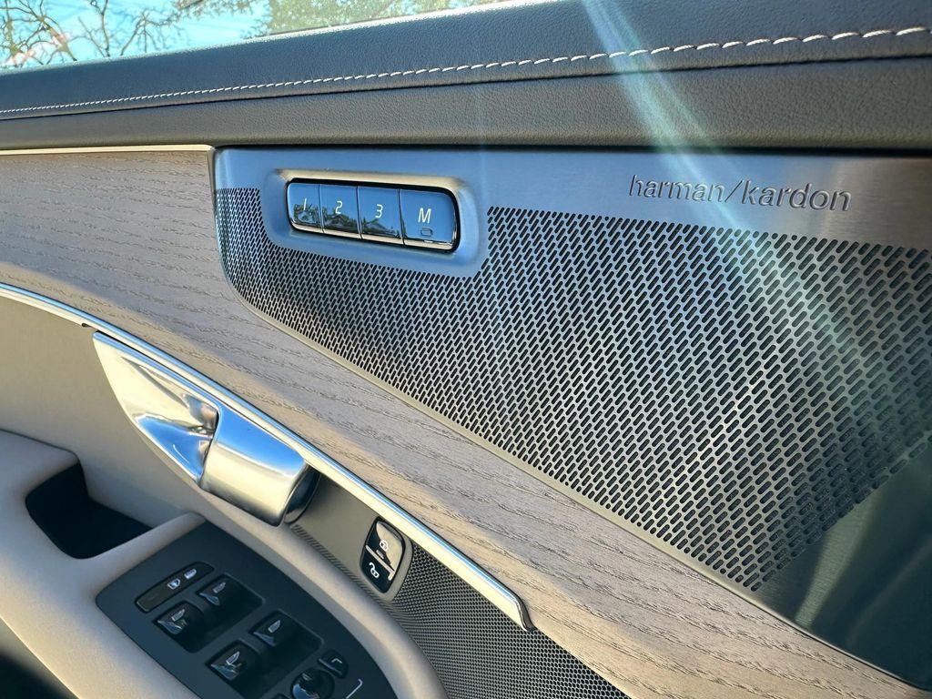 new 2026 Volvo XC90 car, priced at $73,125