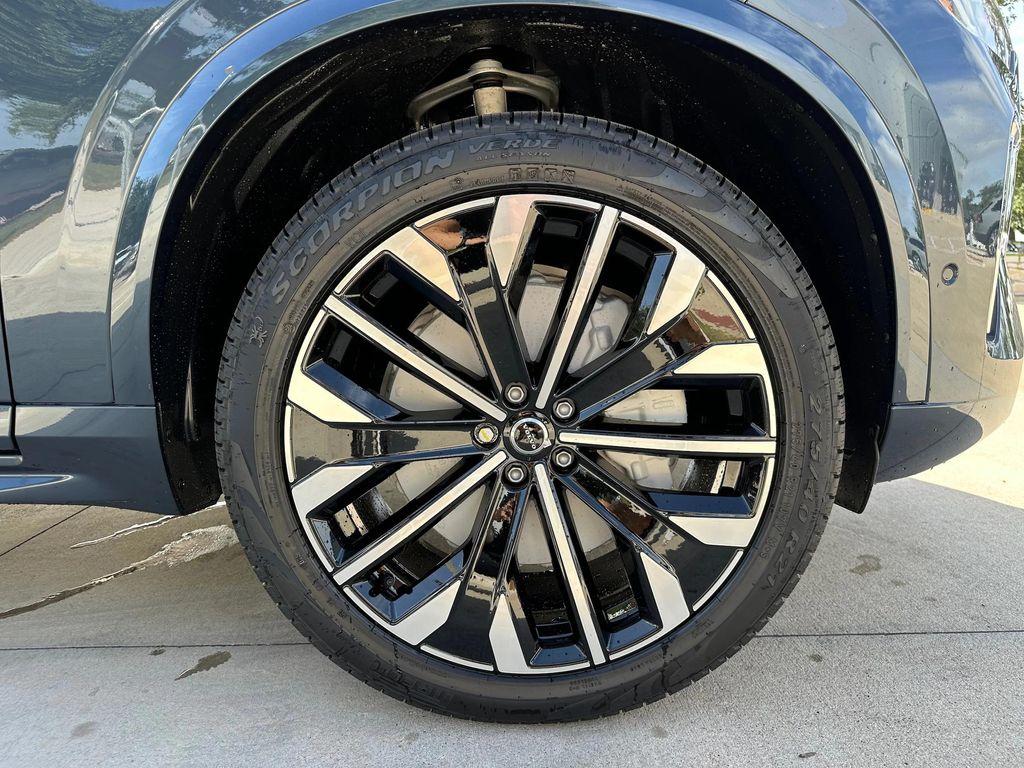 new 2026 Volvo XC90 car, priced at $71,825