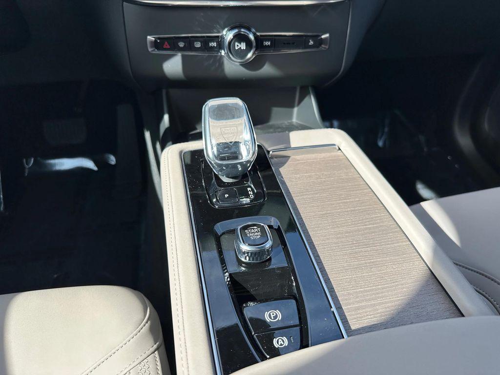 new 2026 Volvo XC90 car, priced at $71,825