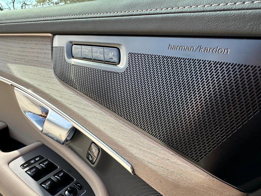 new 2026 Volvo XC90 car, priced at $71,825