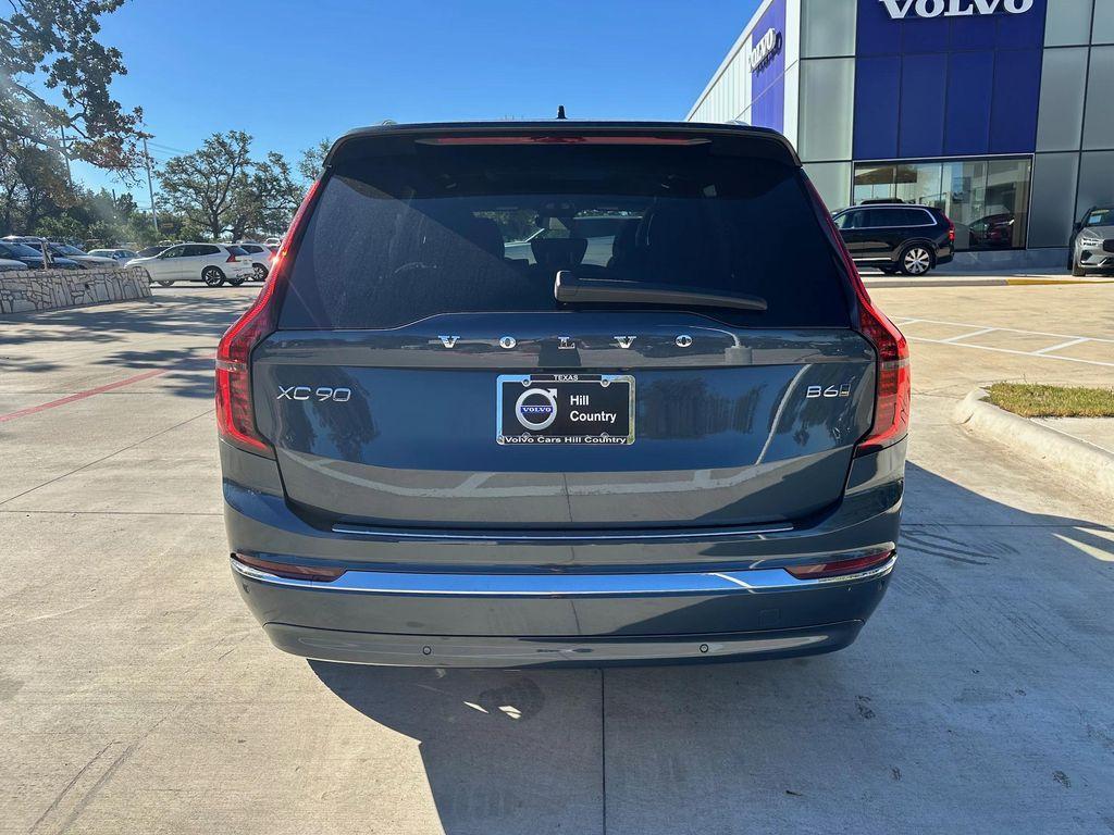 new 2026 Volvo XC90 car, priced at $71,825