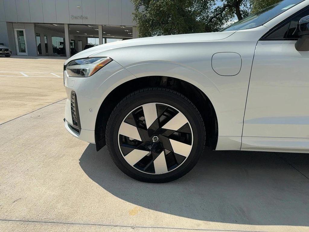 used 2024 Volvo XC60 Recharge Plug-In Hybrid car, priced at $49,700