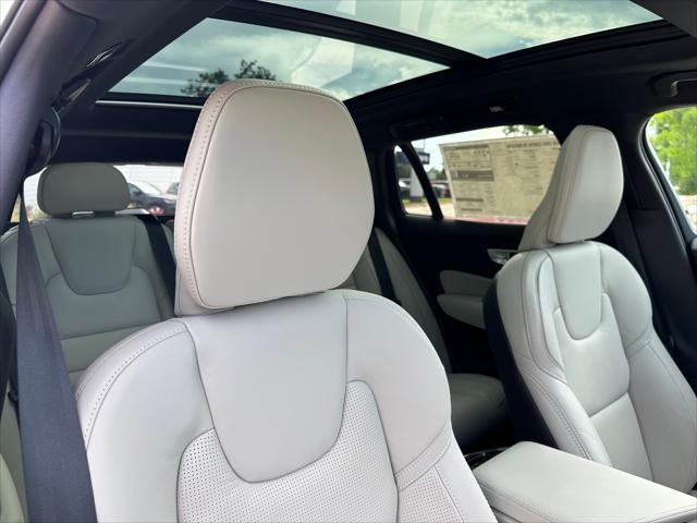 new 2025 Volvo V60 Cross Country car, priced at $58,525