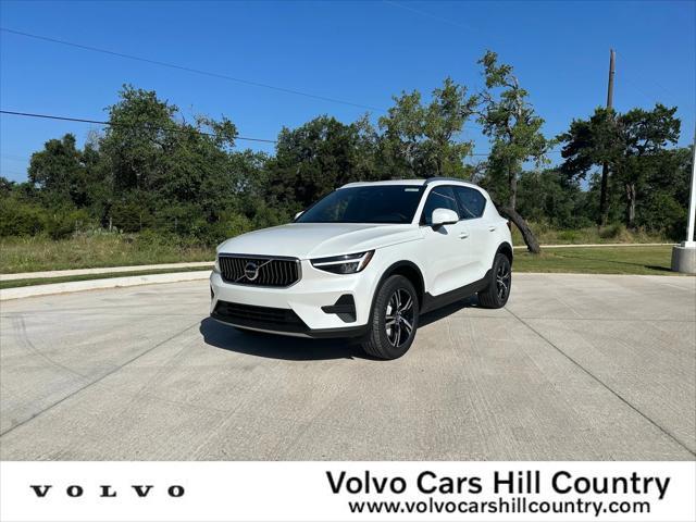 new 2025 Volvo XC40 car, priced at $42,565