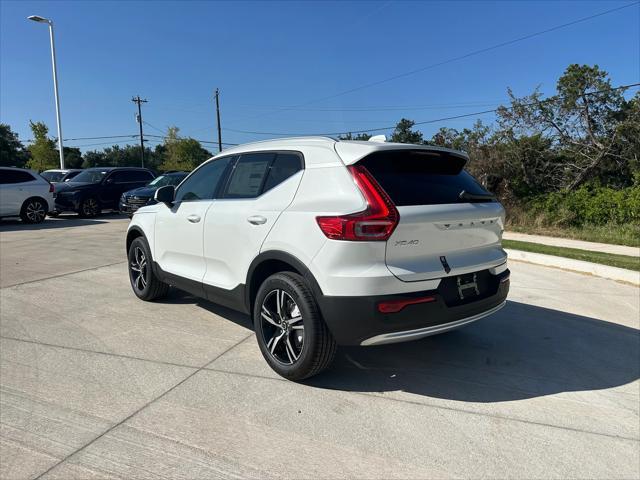 new 2025 Volvo XC40 car, priced at $42,565