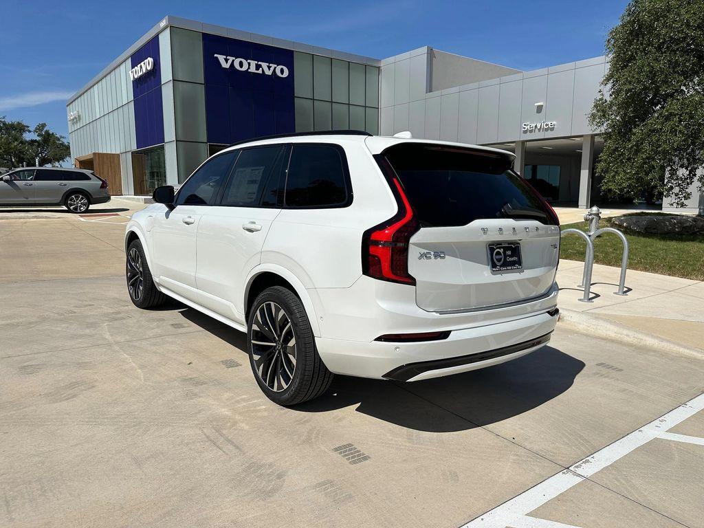 new 2026 Volvo XC90 Plug-In Hybrid car, priced at $85,625