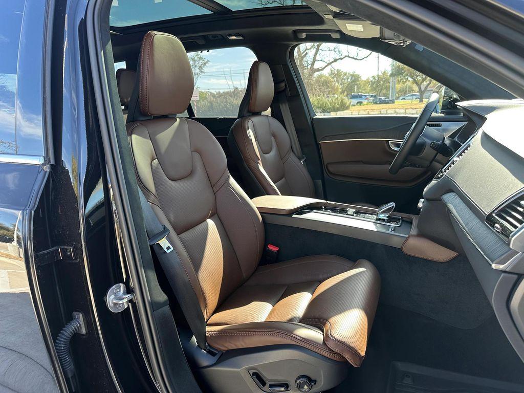 new 2025 Volvo XC90 Plug-In Hybrid car, priced at $92,685