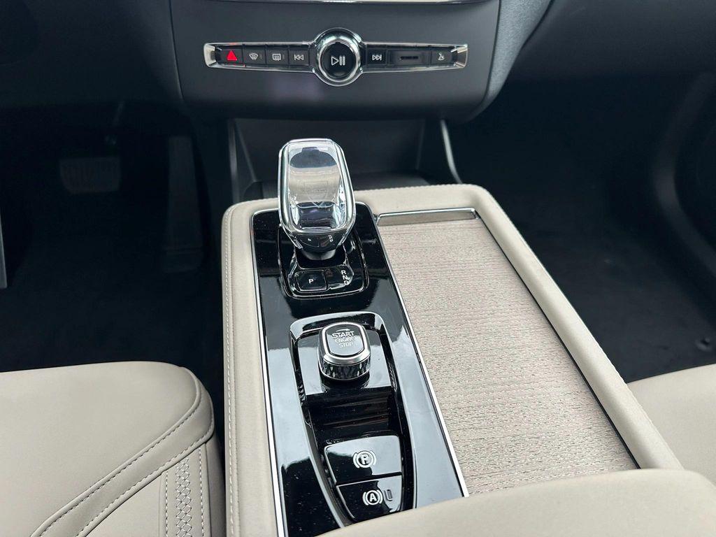 new 2026 Volvo XC90 car, priced at $71,825