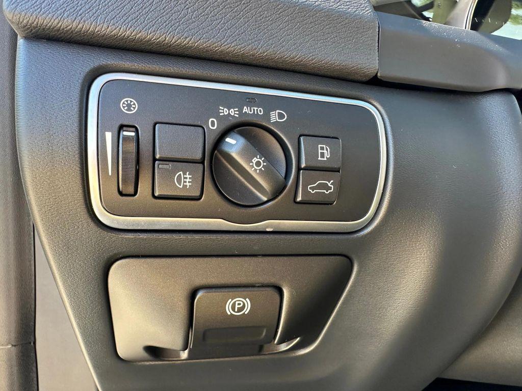 used 2018 Volvo S60 Inscription car, priced at $18,700