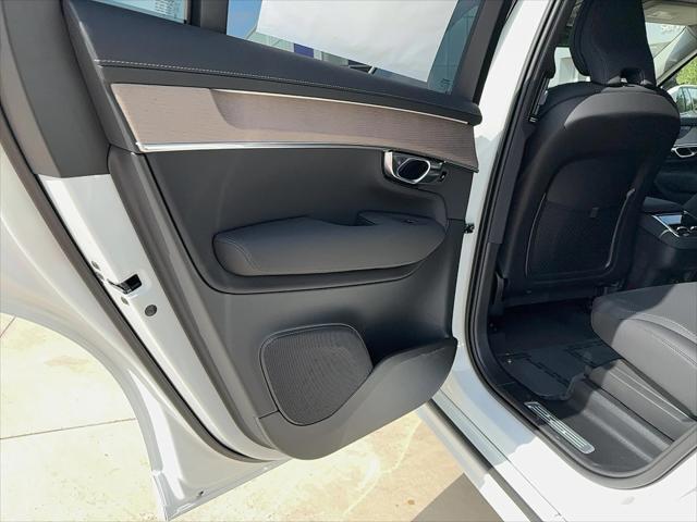 new 2025 Volvo XC90 car, priced at $69,155