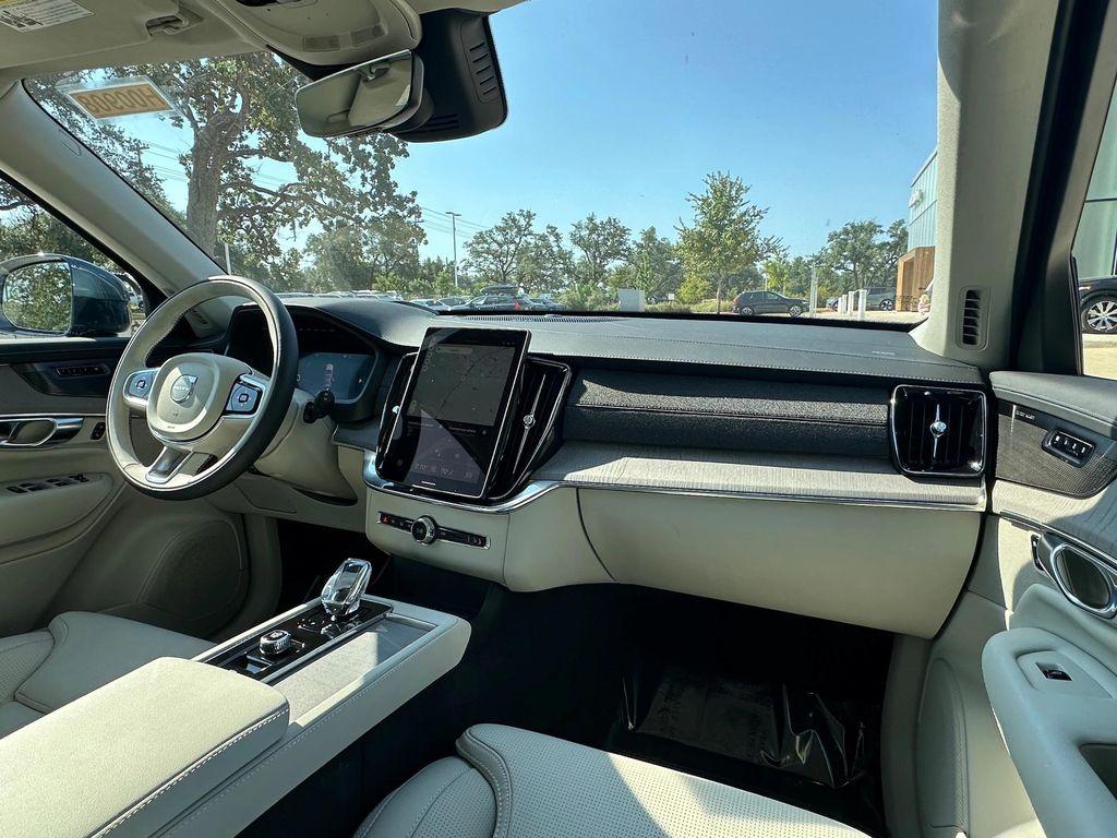 new 2026 Volvo XC90 car, priced at $75,155