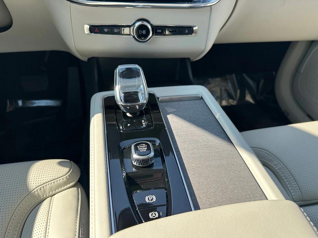 new 2026 Volvo XC90 car, priced at $75,155