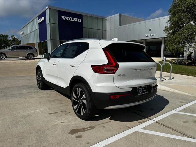 new 2025 Volvo XC40 car, priced at $50,390