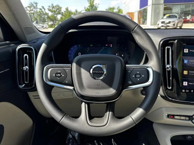 new 2025 Volvo XC40 car, priced at $50,390