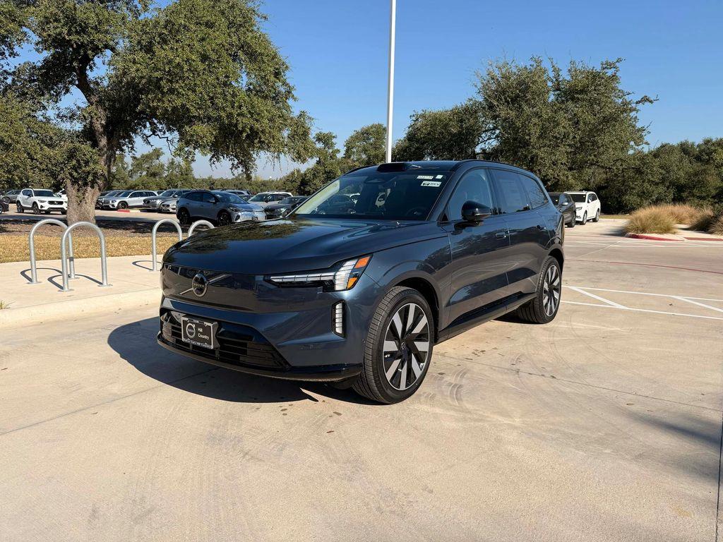 new 2025 Volvo EX90 car, priced at $93,840