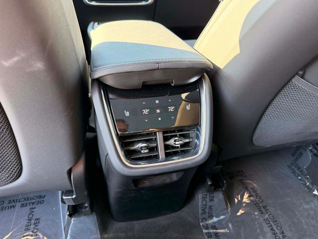 new 2025 Volvo EX90 car, priced at $93,840