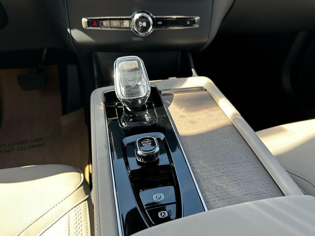 new 2025 Volvo XC90 Plug-In Hybrid car, priced at $78,805