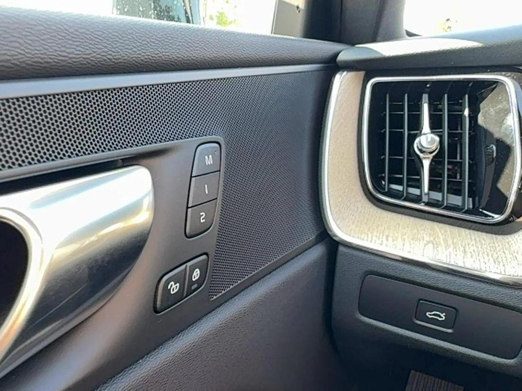 used 2026 Volvo XC60 car, priced at $52,510