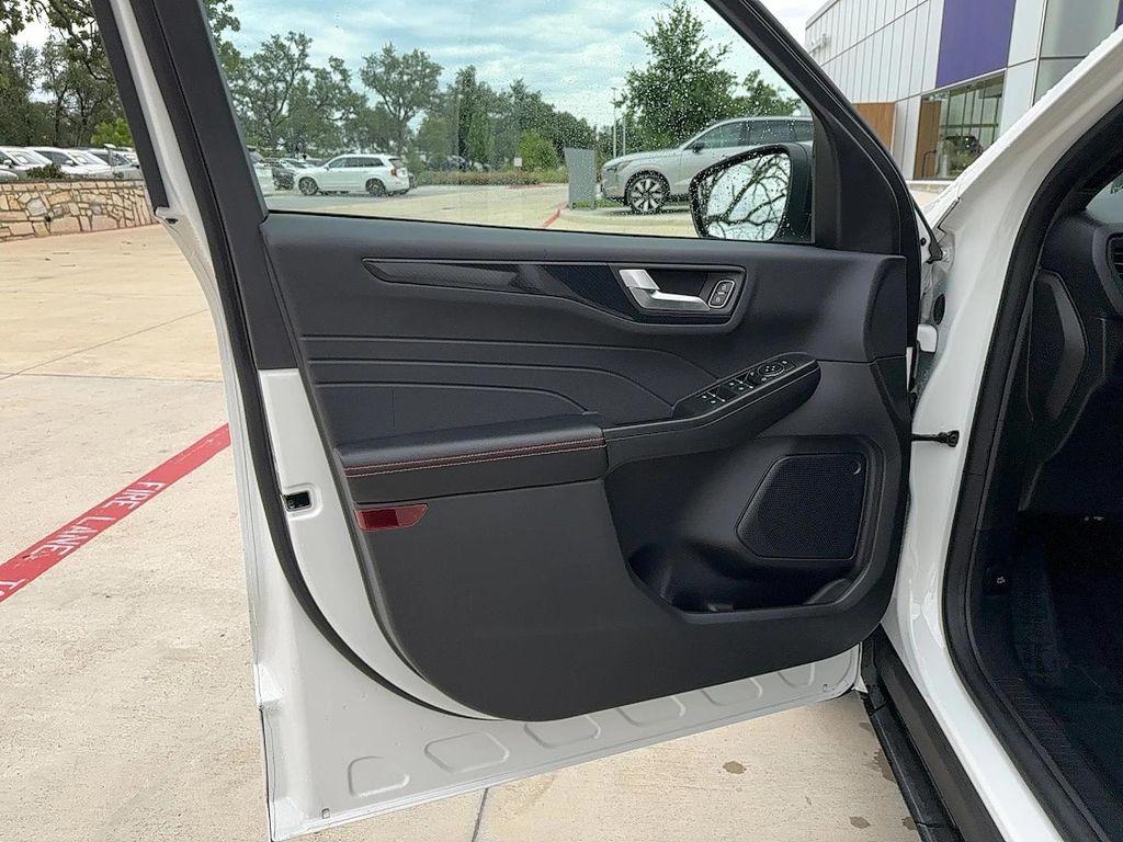 used 2023 Ford Escape car, priced at $22,999