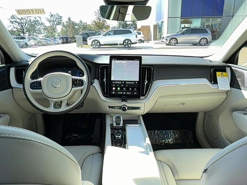 new 2026 Volvo XC60 Plug-In Hybrid car, priced at $75,235