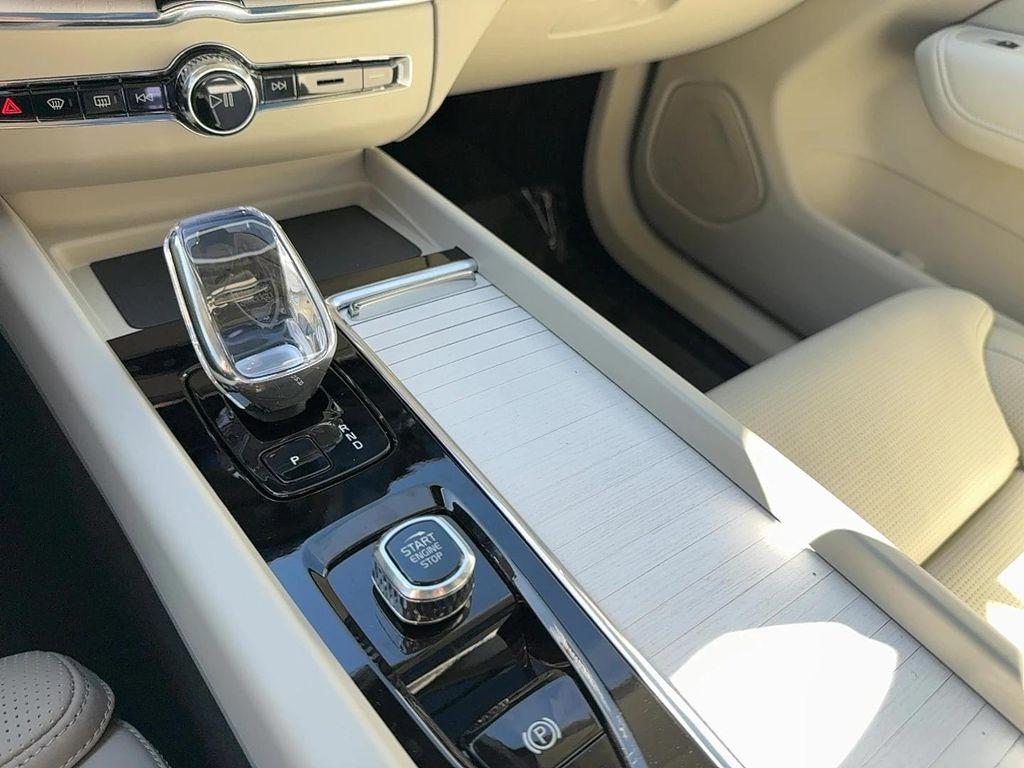 new 2026 Volvo XC60 Plug-In Hybrid car, priced at $75,235