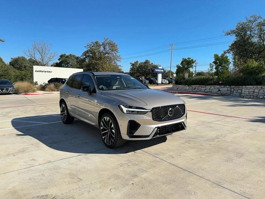 new 2026 Volvo XC60 Plug-In Hybrid car, priced at $75,235