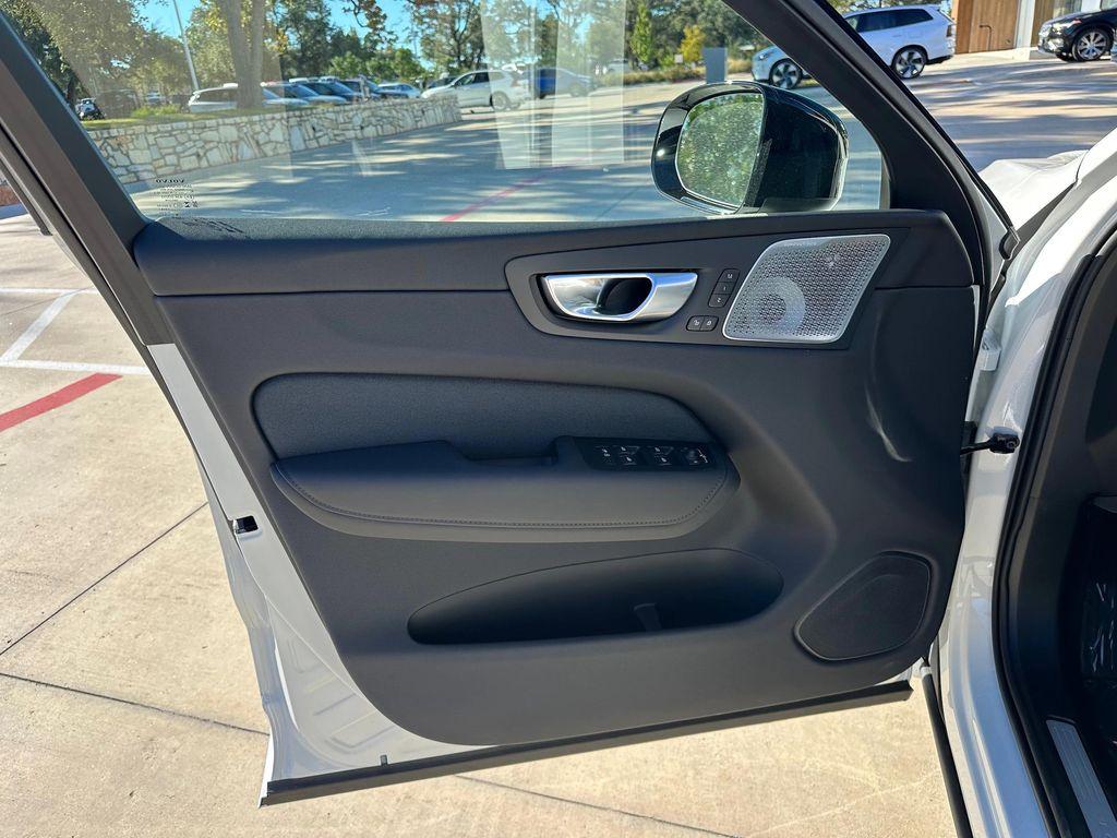 new 2026 Volvo XC60 car, priced at $72,735