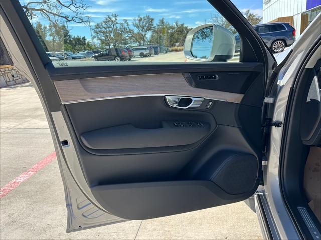 new 2025 Volvo XC90 car, priced at $69,505