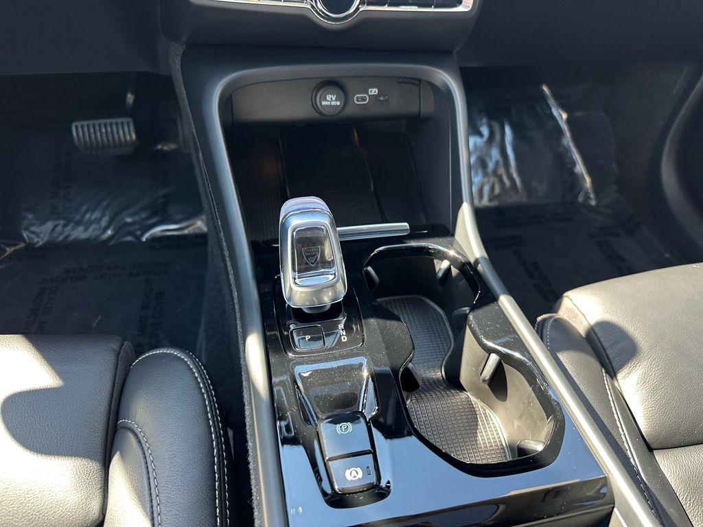 used 2023 Volvo XC40 car, priced at $33,770