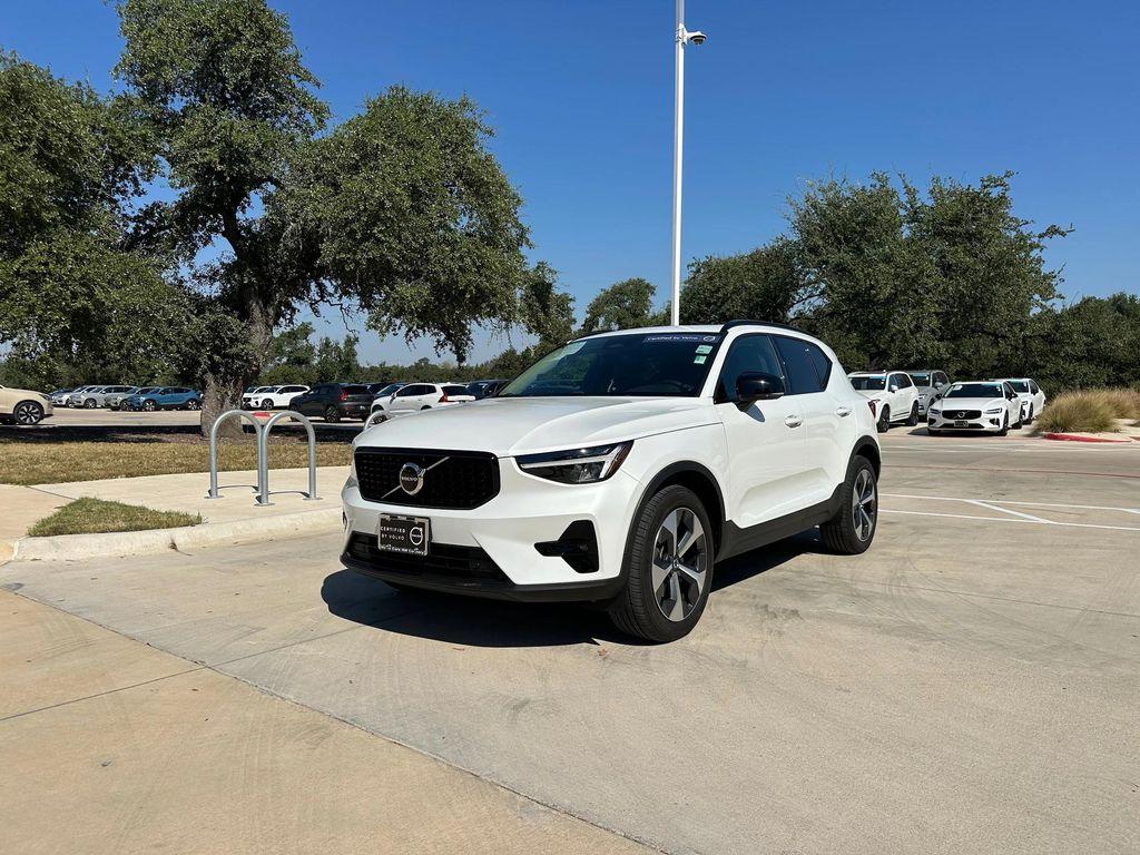 used 2023 Volvo XC40 car, priced at $33,770