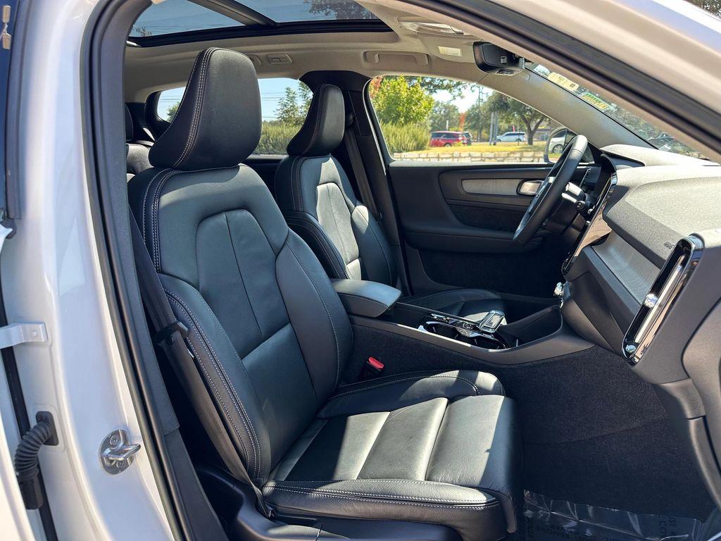 used 2023 Volvo XC40 car, priced at $33,770