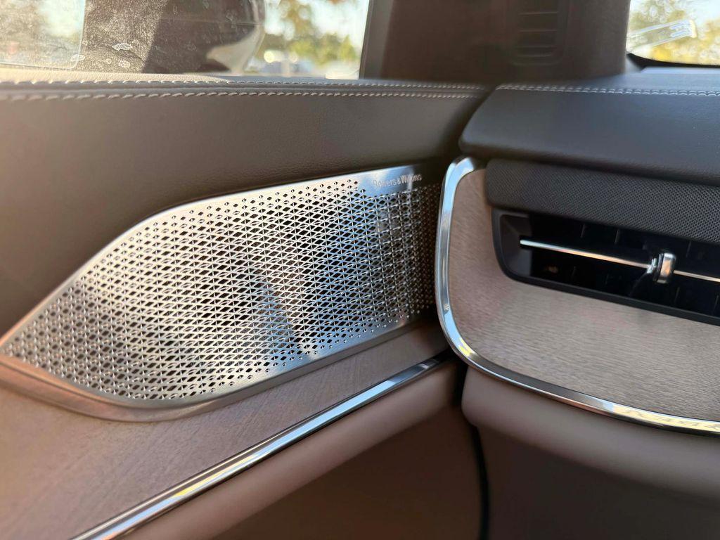 new 2025 Volvo EX90 car, priced at $99,755