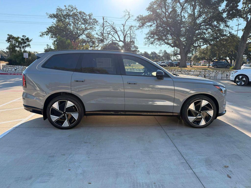 new 2025 Volvo EX90 car, priced at $99,755