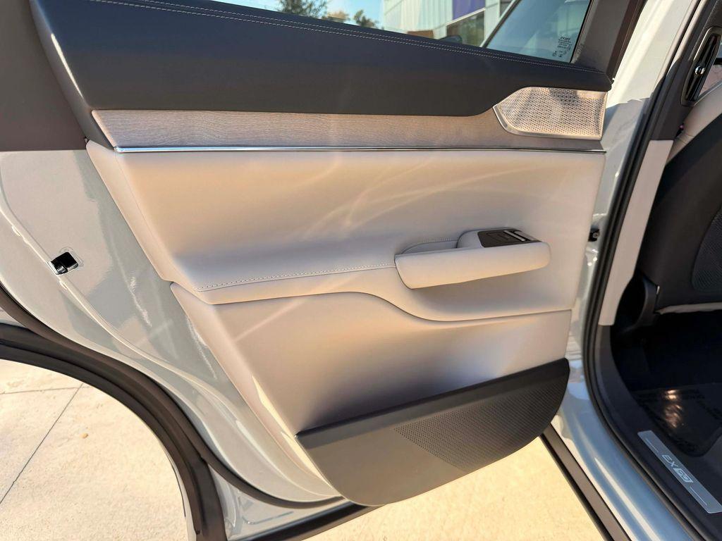 new 2025 Volvo EX90 car, priced at $99,755