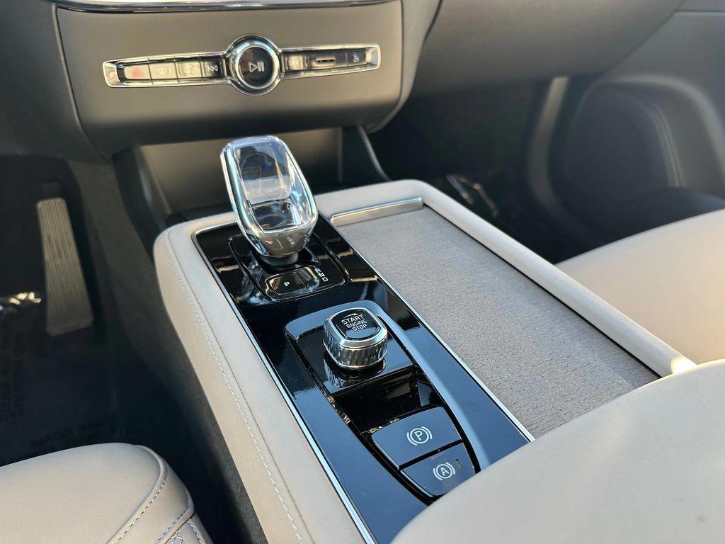 new 2026 Volvo XC90 car, priced at $71,825