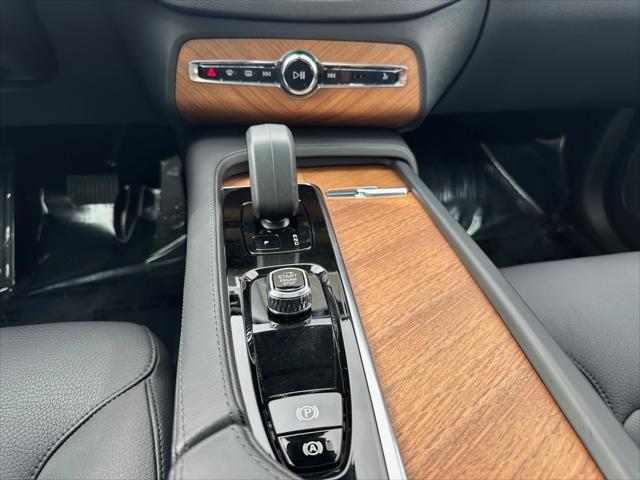 used 2023 Volvo XC90 Recharge Plug-In Hybrid car, priced at $61,700