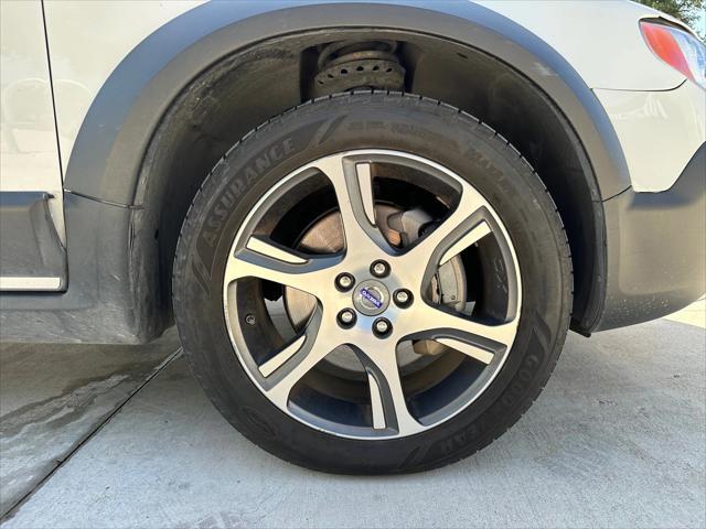 used 2014 Volvo XC70 car, priced at $15,700