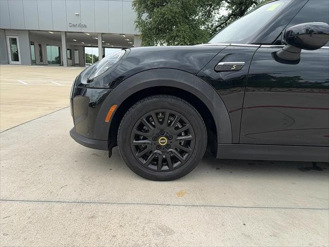 used 2022 MINI Hardtop car, priced at $23,500