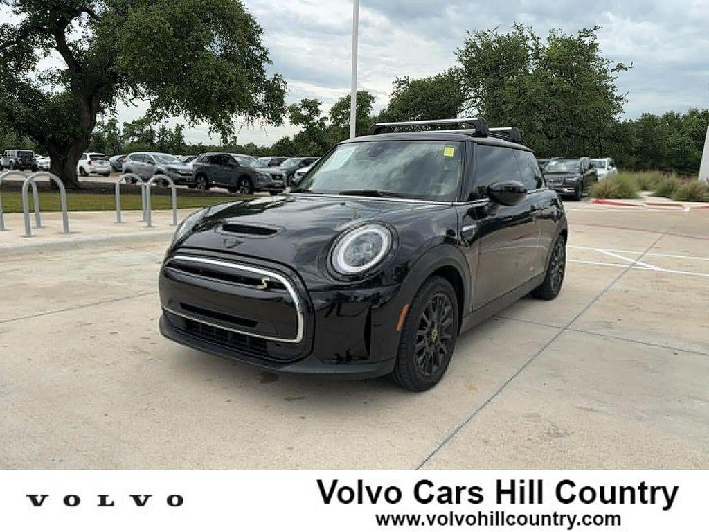 used 2022 MINI Hardtop car, priced at $21,999