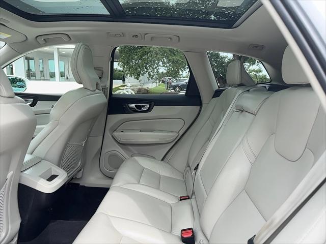 used 2022 Volvo XC60 car, priced at $38,700