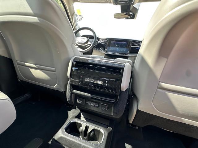 used 2022 Jeep Wagoneer car, priced at $46,900