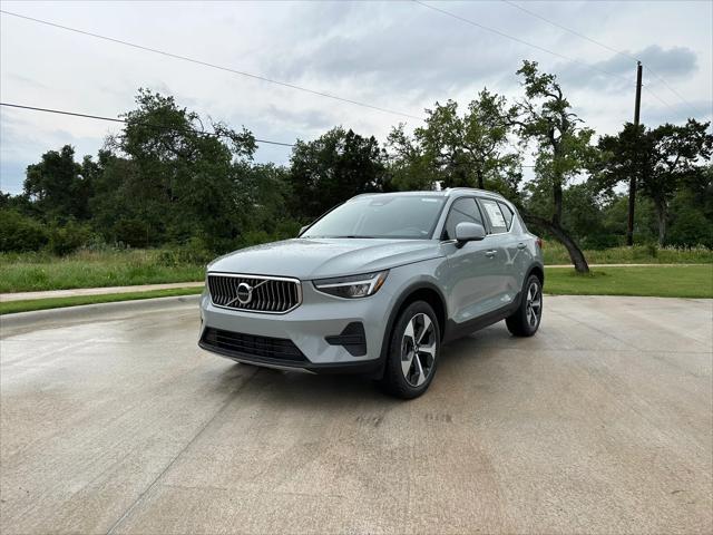 new 2024 Volvo XC40 car, priced at $46,075