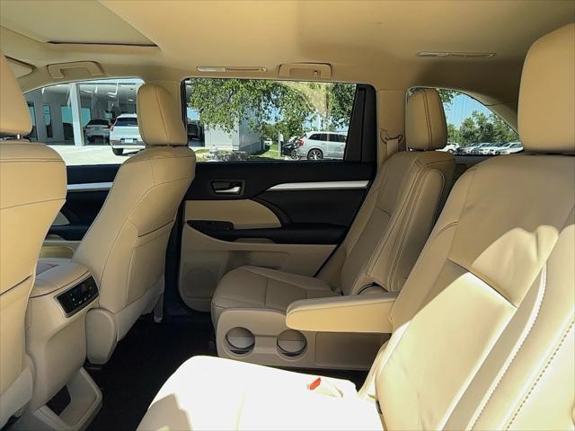 used 2019 Toyota Highlander car, priced at $31,700